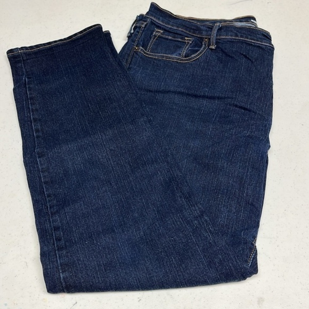 Old Navy Curvy Straight Short Jeans Size 16